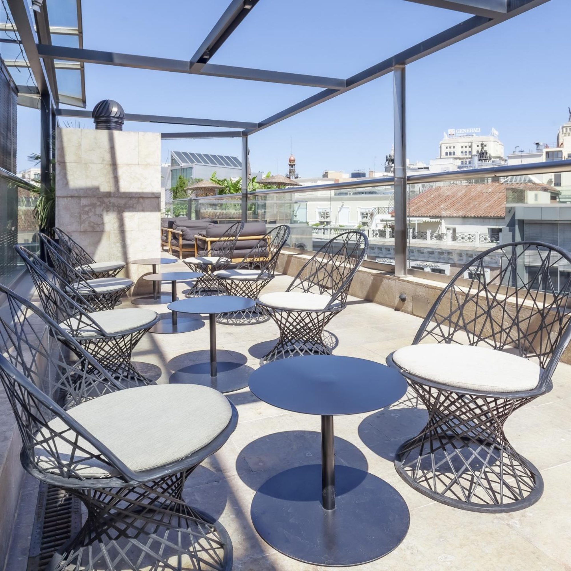 Temporada de verano en el Cielo del Urban, una terraza abierta a la ciudad de Madrid