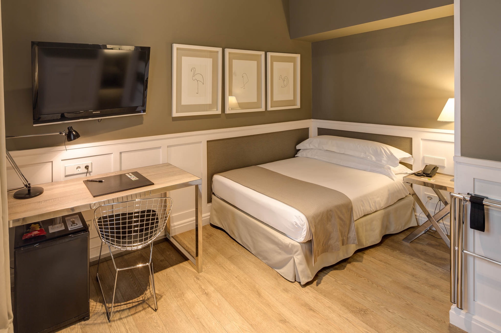 Basic | Hotel Granvia - Barcelona