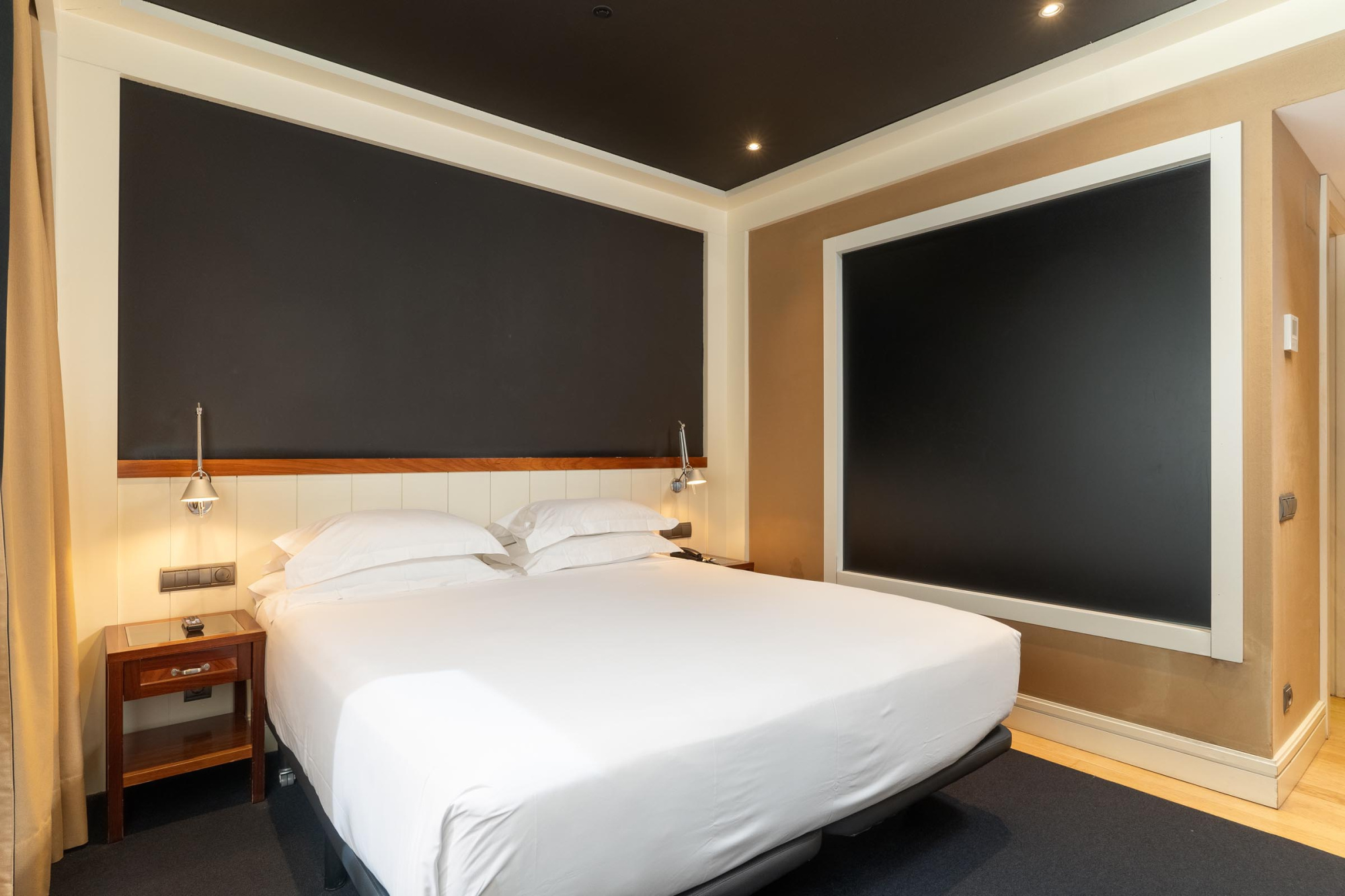 Basic Doble (108) | U232 Hotel Barcelona