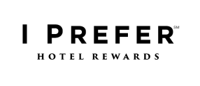 Logotipo de la cadena hotelera Iprefer, con un diseño moderno y sencillo en tonos oscuros y blancos.