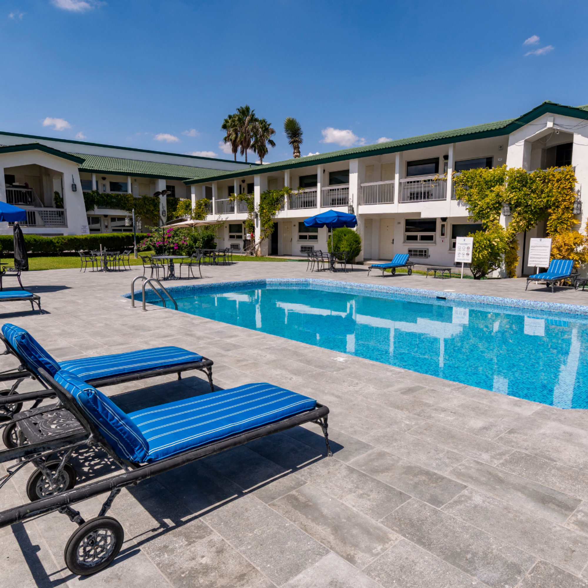 Hotel Quinta Dorada Hotel & Suites