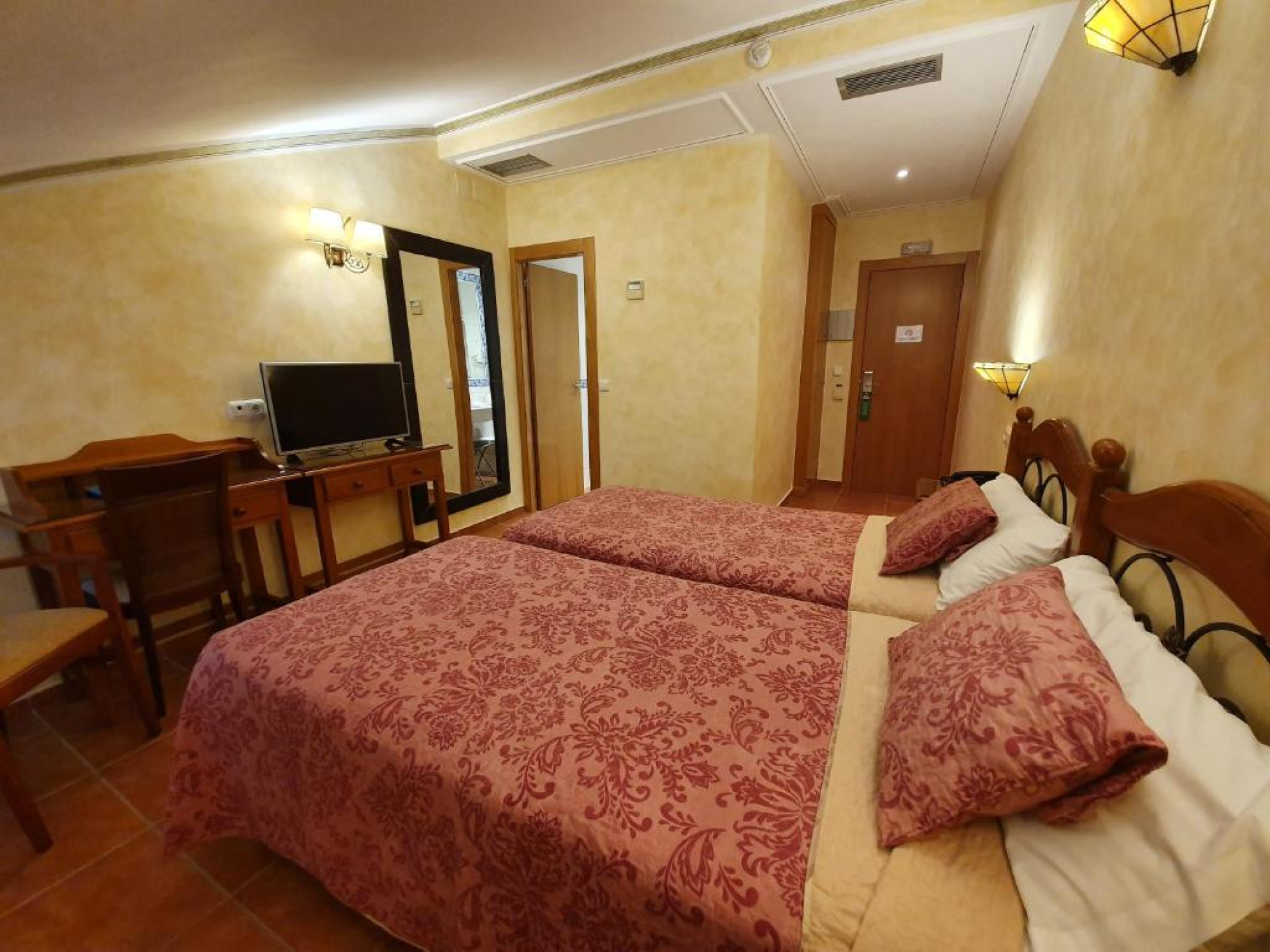 Hotel Abadía Camino de Santiago - Habitación