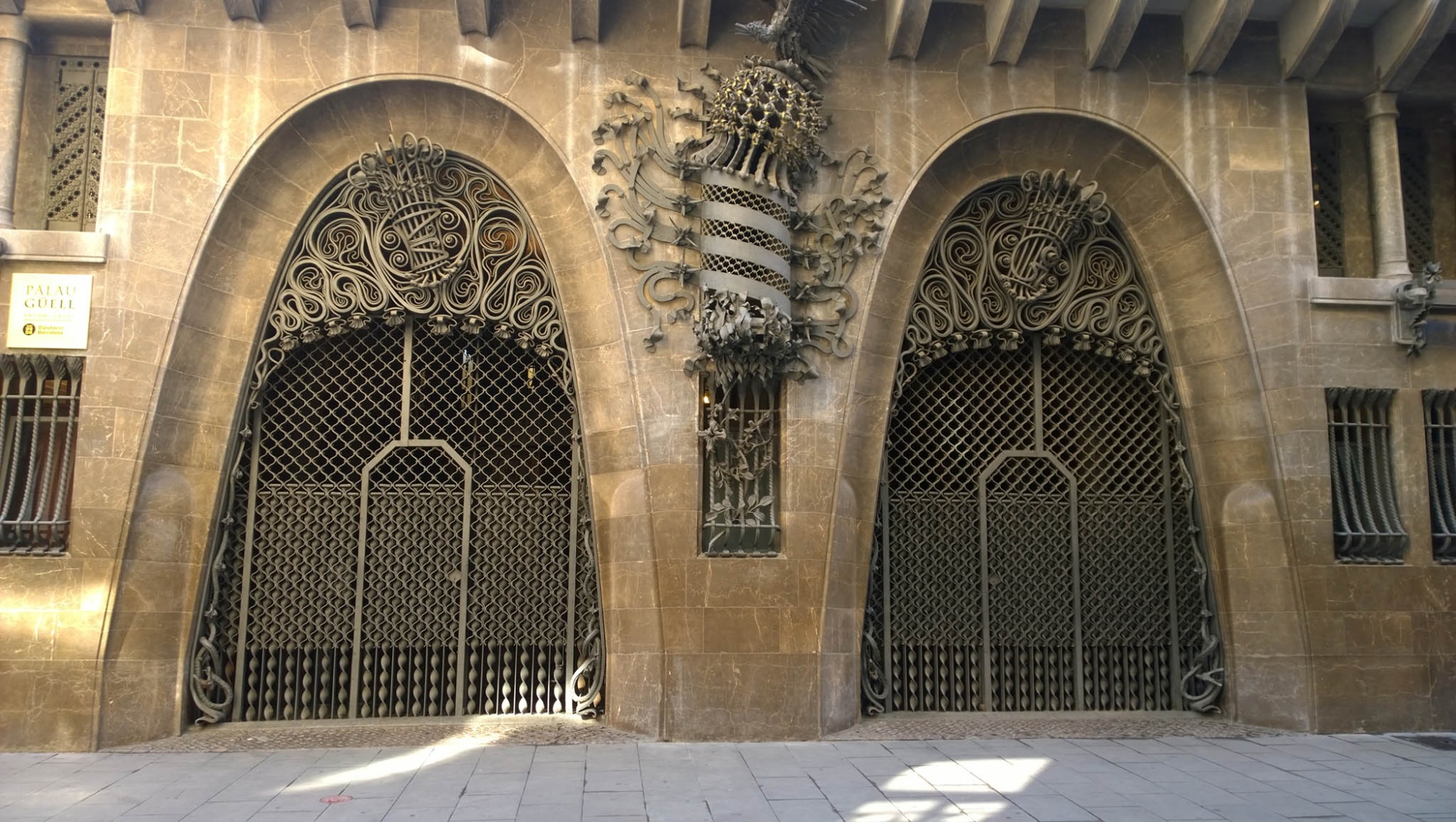 Palau Güell - Les Rambles | Barcelona