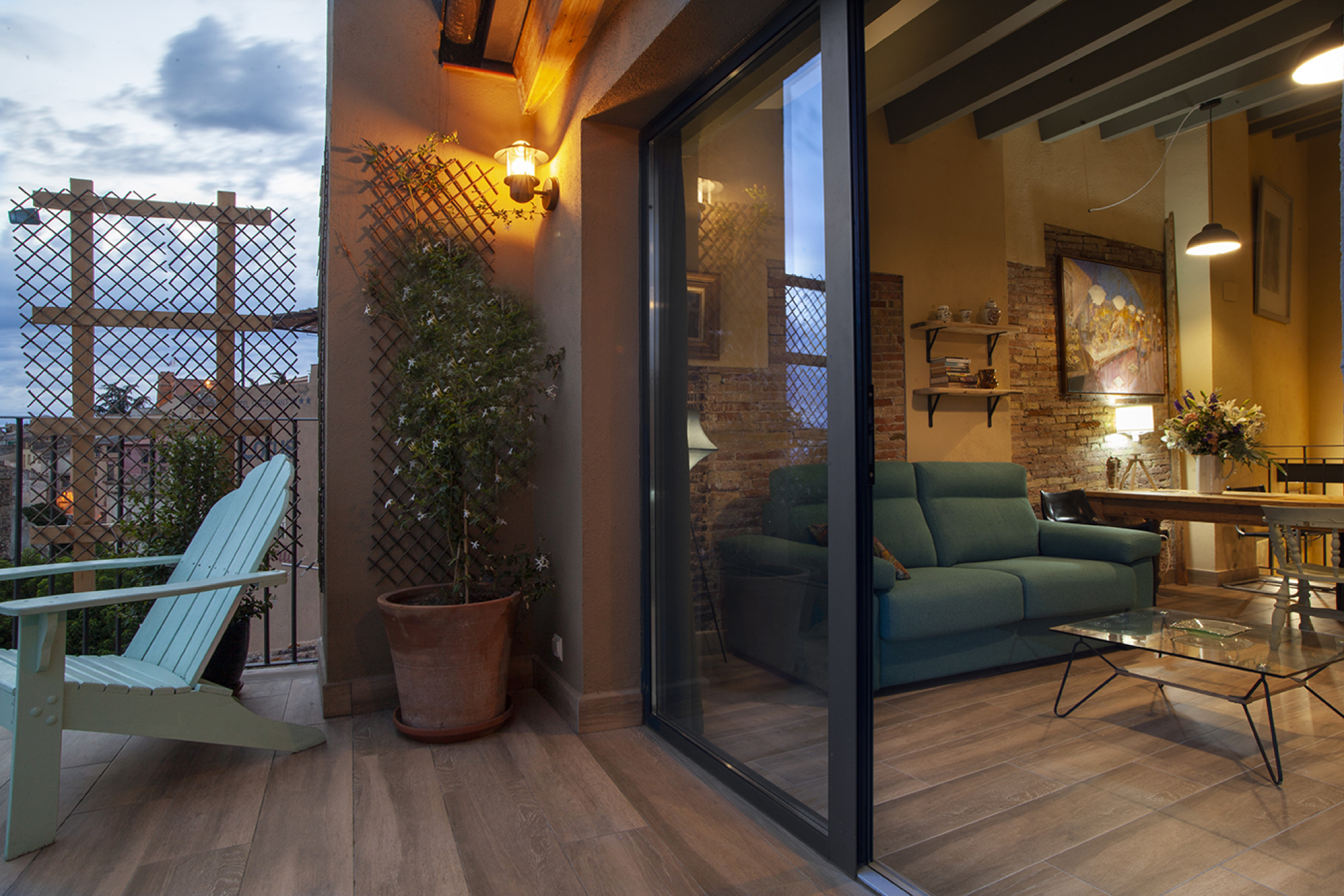 Attic half terrace MG 9459